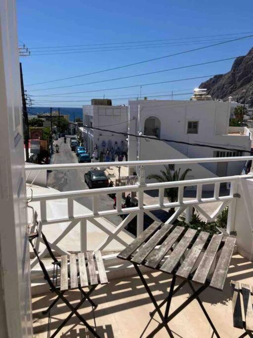 White Wave Studio 1 , 3Min Walk From Kamari Beach Esterno foto